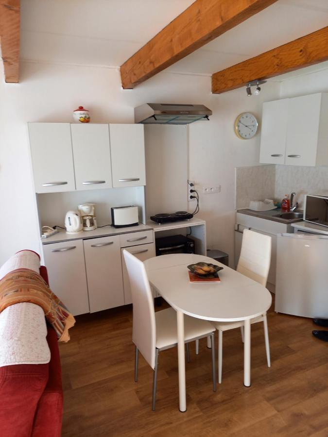Studio Agreable Et Tres Lumineux Salles-dʼAude المظهر الخارجي الصورة