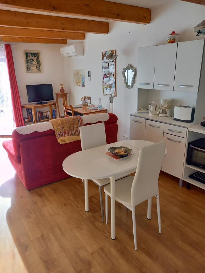 Studio Agreable Et Tres Lumineux Salles-dʼAude المظهر الخارجي الصورة